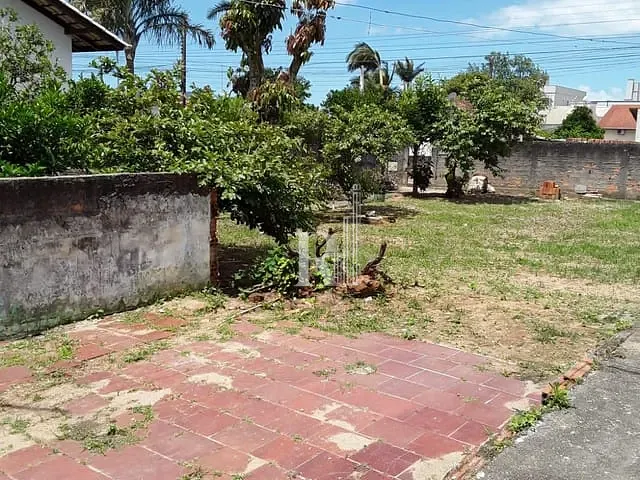 Terreno com 465m², à venda, no bairro Universitário em Tijucas