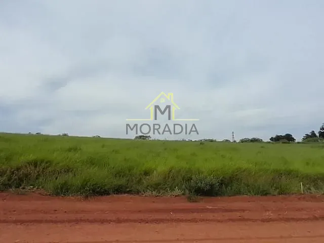 Terreno com 336m², à venda, no bairro Residencial Boa Vista em Guaxupé