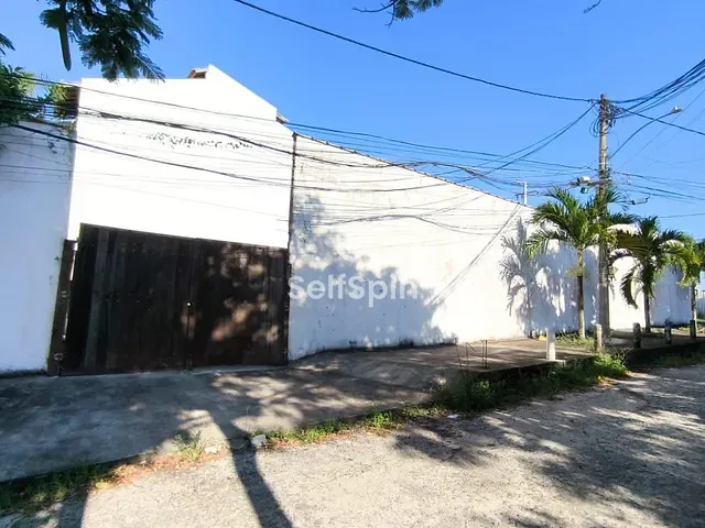 Terreno com 370m², para alugar, no bairro Piratininga em Niterói