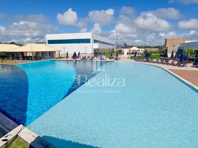 Terreno com 487m², à venda, no bairro Nossa Senhora da Vitória em Ilhéus