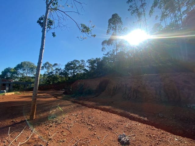Terreno com 1800m², à venda, no bairro Área Rural de Juiz de Fora em Juiz de Fora