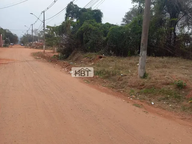 Terreno com 180m², à venda, no bairro Tangarás em Bauru
