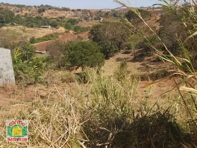 Terreno com 710m², à venda, no bairro Residencial Florença em Anápolis