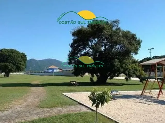 Terreno à venda, no bairro Campeche em Florianópolis