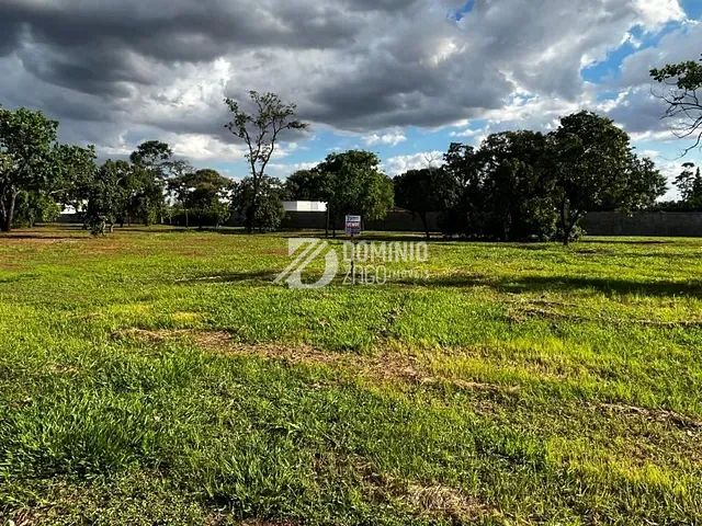 Terreno com 1320m², à venda, no bairro Jockey Park em Uberaba