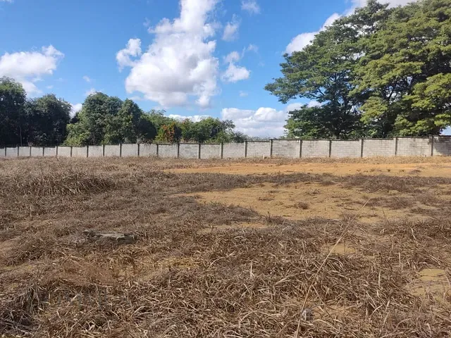 Terreno com 728m², à venda, no bairro Gran Royalle em Santana do Paraíso