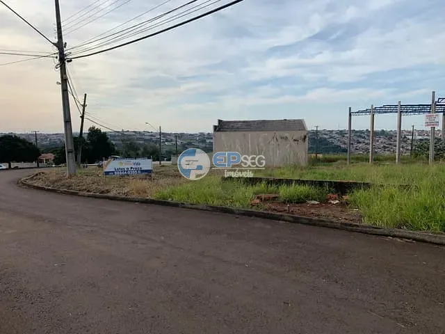 Terreno com 863m², à venda, no bairro Ideal em Londrina