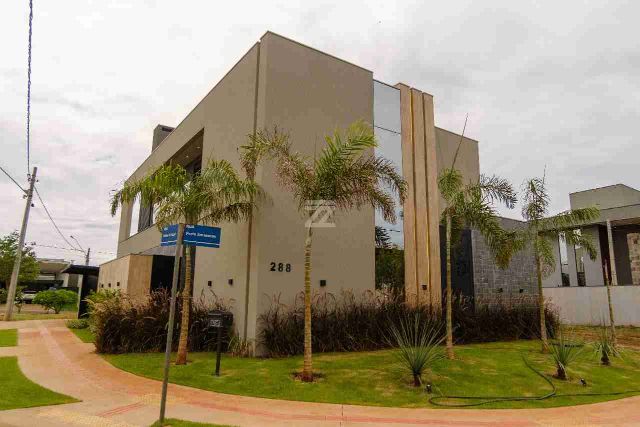 Terreno com 255m², à venda, no bairro Porto Seguro em Dourados