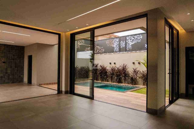 Terreno com 255m², à venda, no bairro Porto Seguro em Dourados