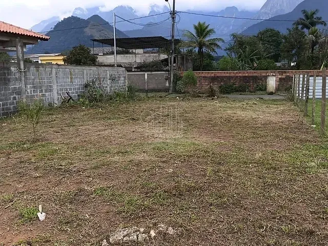 Terreno com 540m², à venda, no bairro Cotia em Guapimirim