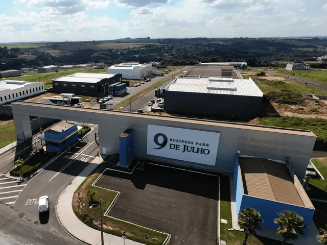 Terreno com 750m², à venda, no bairro Loteamento Industrial 9 de Julho em Americana