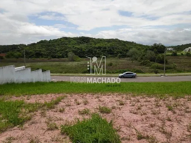 Terreno com 850m², à venda, no bairro Interlagos em Vila Velha