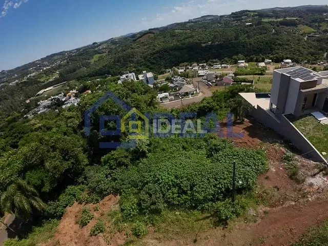 Terreno com 605m², à venda, no bairro Parque de Exposições em Concórdia