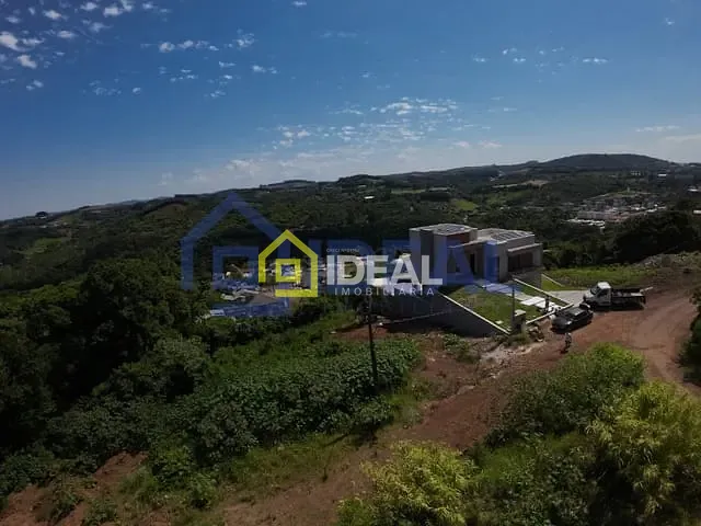 Terreno com 605m², à venda, no bairro Parque de Exposições em Concórdia