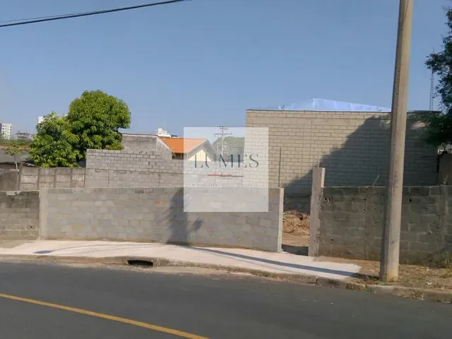 Terreno com 330m², à venda, no bairro Jardim São Domingos em Americana