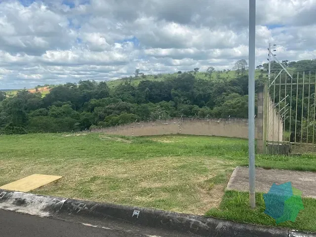 Terreno com 463m², à venda, no bairro Mirante dos Ipês em Salto