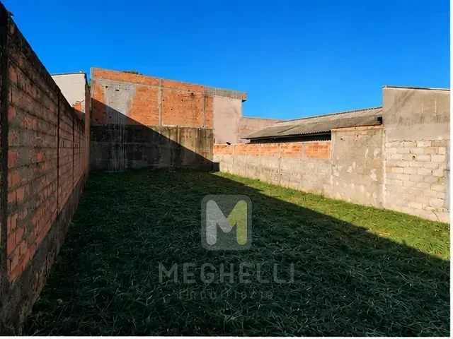 Terreno com 185m², à venda, no bairro JD Santa Clara em Serrana