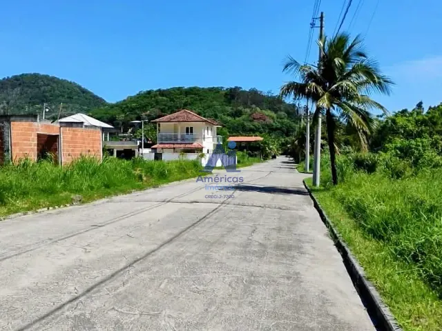 Terreno com 200m², à venda, no bairro Guaratiba em Rio de Janeiro