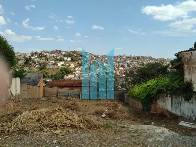 Terreno com 475m², à venda, no bairro Jardim dos Estados em Poços de Caldas