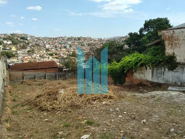 Terreno com 475m², à venda, no bairro Jardim dos Estados em Poços de Caldas