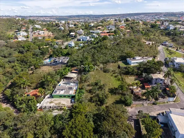 Terreno com 1000m², à venda, no bairro Setor Habitacional Jardim Botânico em Brasília