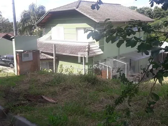 Terreno com 690m², à venda, no bairro Condomínio Residencial Santa Helena em Bragança Paulista