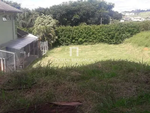 Terreno com 690m², à venda, no bairro Condomínio Residencial Santa Helena em Bragança Paulista