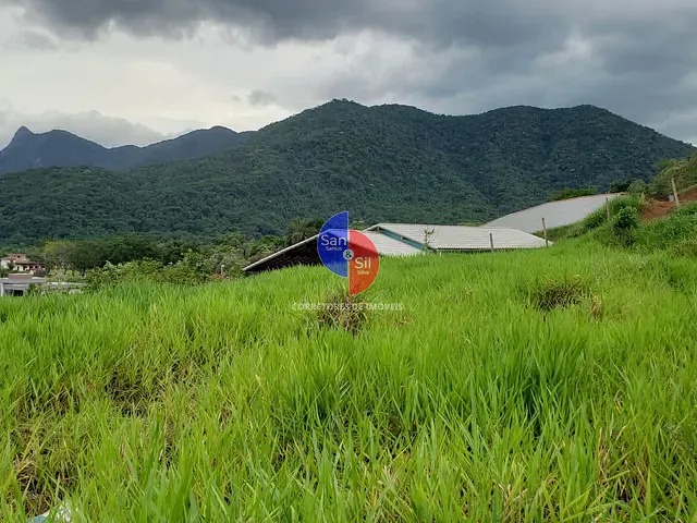 Terreno com 510m², à venda, no bairro Cotia em Guapimirim