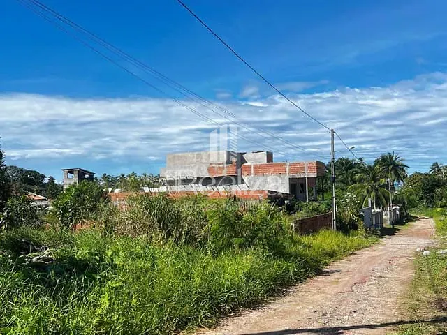 Terreno com 774m², à venda, no bairro Cururupe em Ilhéus
