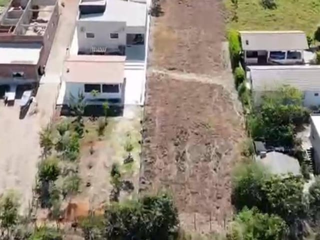 Terreno com 1000m², à venda, no bairro f em Abadiânia