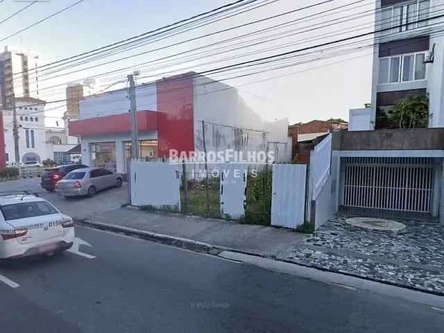 Terreno com 250m², à venda, no bairro São José em Aracaju