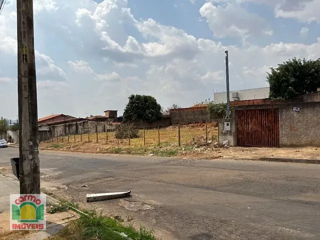 Terreno com 1160m², à venda, no bairro Jardim das Samambaias em Anápolis