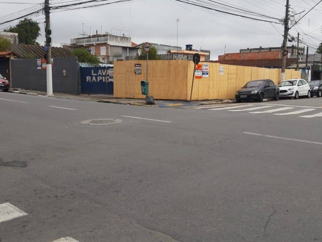 Terreno com 380m², para alugar, no bairro Jardim Santa Helena em Suzano