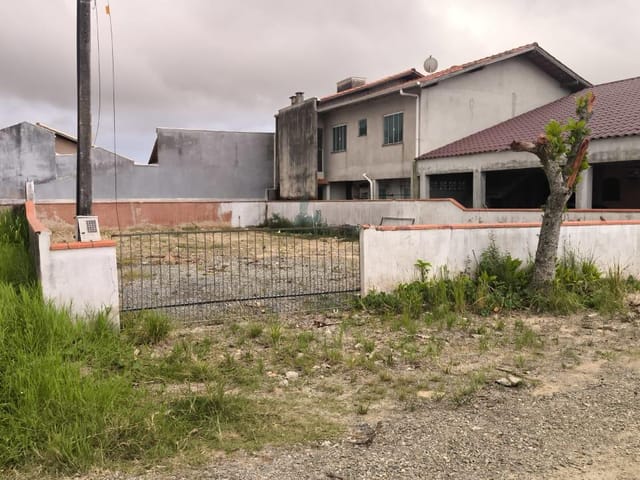 Terreno com 328m², à venda, no bairro Praia  Alegre em Penha