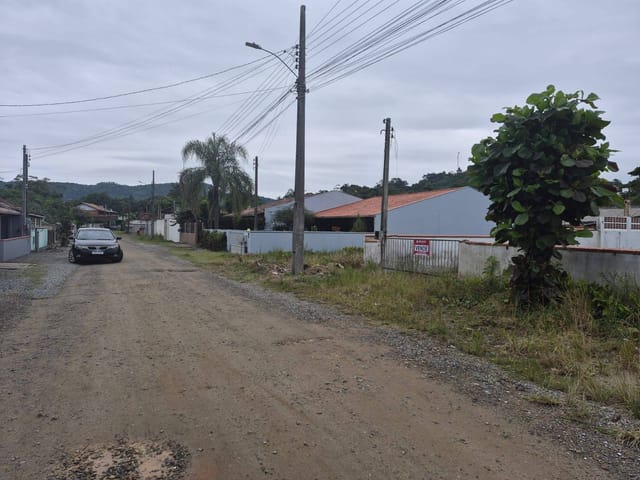 Terreno com 328m², à venda, no bairro Praia  Alegre em Penha