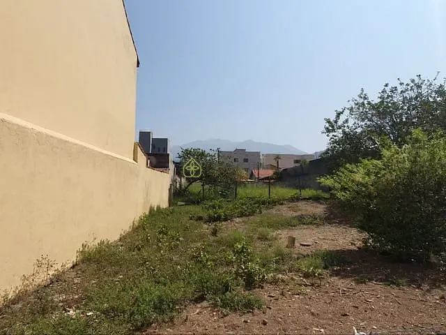 Terreno com 375m², à venda, no bairro Cidade Jardim Itatiaia em Itatiaia