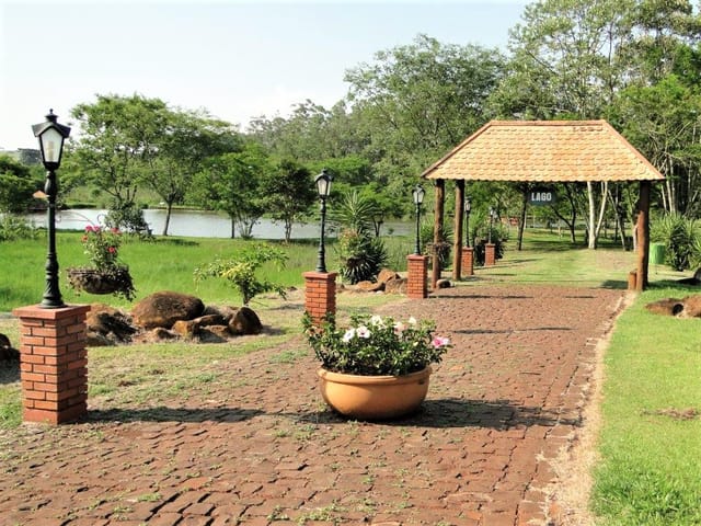 Terreno com 1622m², à venda, no bairro Santa Paula em Cambé
