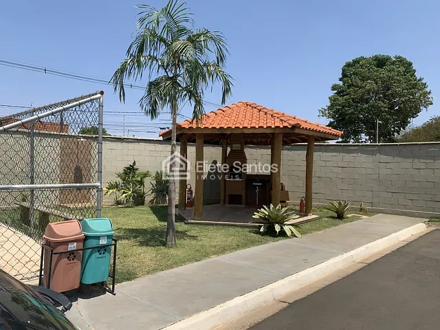 Terreno com 129m², à venda, no bairro Condomínio Vila dos Salgueiros em Americana
