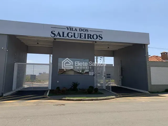 Terreno com 129m², à venda, no bairro Condomínio Vila dos Salgueiros em Americana