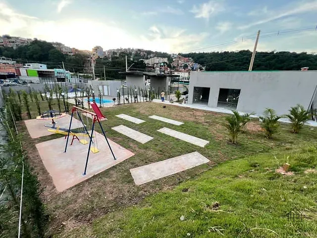 Terreno com 141m², à venda, no bairro Parque mirizola em Cotia