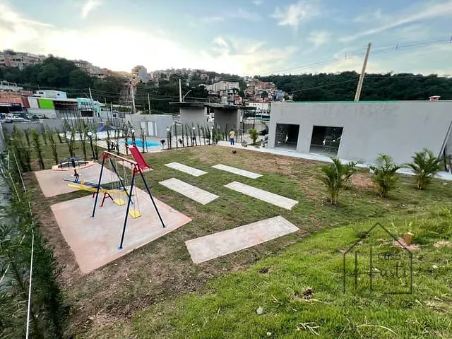 Terreno com 141m², à venda, no bairro Parque mirizola em Cotia