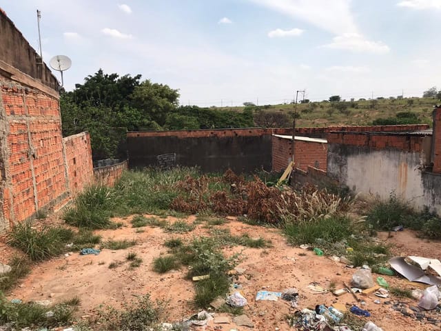 Terreno com 250m², à venda, no bairro Parque Valença I em Campinas