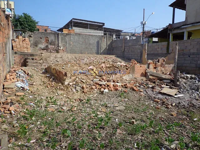 Terreno com 500m², à venda, no bairro Areia Branca em Belford Roxo