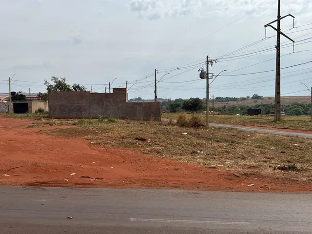 Terreno com 324m², à venda, no bairro Residencial Atenas em Quirinópolis