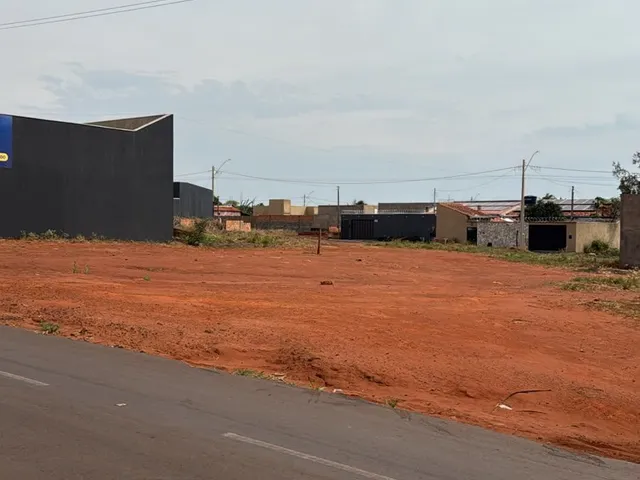 Terreno com 324m², à venda, no bairro Residencial Atenas em Quirinópolis