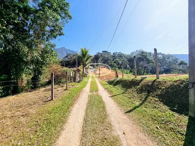 Terreno com 3132m², à venda, no bairro Fazendinha (Penedo) em Itatiaia