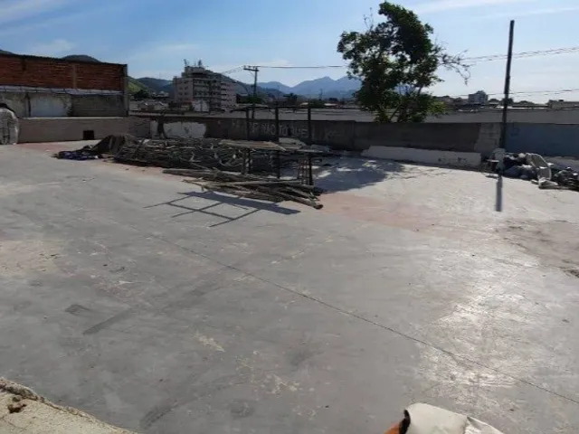 Terreno com 1000m², para alugar, no bairro Bento Ribeiro em Rio de Janeiro