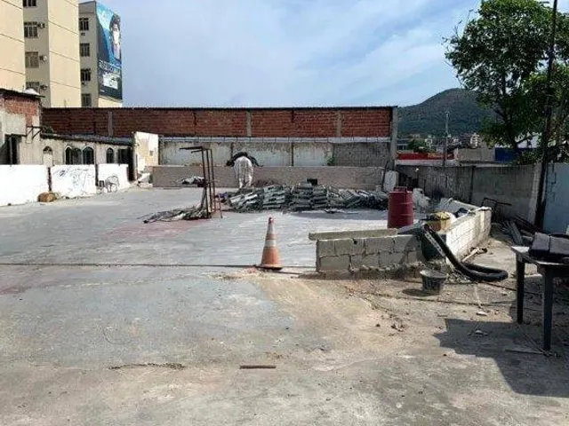 Terreno com 1000m², para alugar, no bairro Bento Ribeiro em Rio de Janeiro