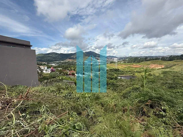 Terreno com 1107m², à venda, no bairro Parque Véu das Noivas em Poços de Caldas