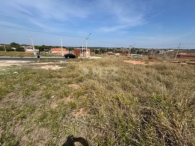 Terreno com 200m², à venda, no bairro Loteamento Parque Cidade em Botucatu